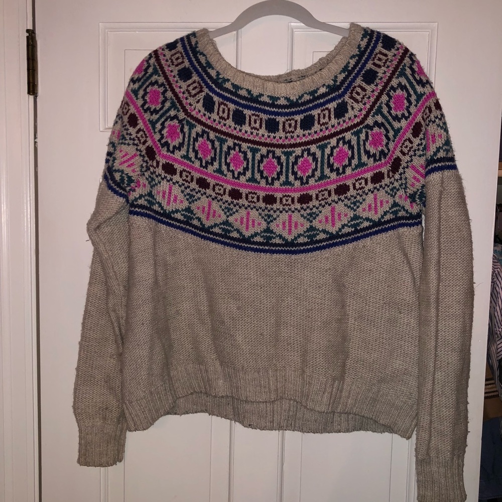 American Eagle sweater